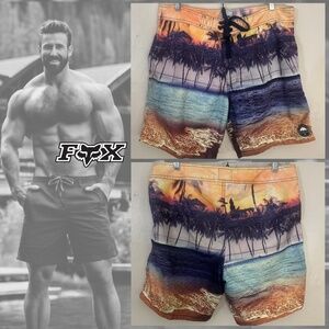 Fox Swim Trunks 34" waist 7.5" inseam Gently worn 100% polyester External lacing